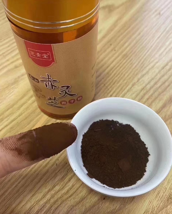 灵芝粉和灵芝孢子粉功效与作用有什么区别?-第1张图片-超越 灵芝粉和灵芝孢子粉功效与作用有什么区别?-第1张图片-超越